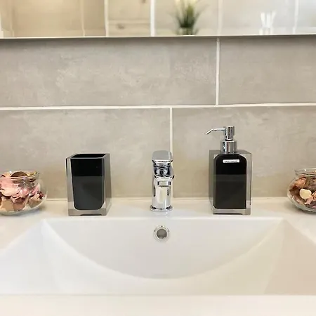 Comfy With Wifi-netflix *