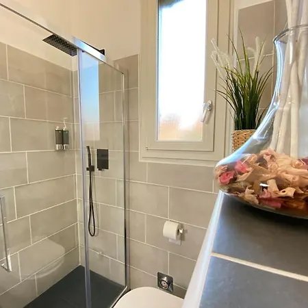 Comfy With Wifi-netflix דירה בולוניה