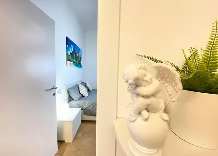 Comfy With Wi-fi/netflix Apartment