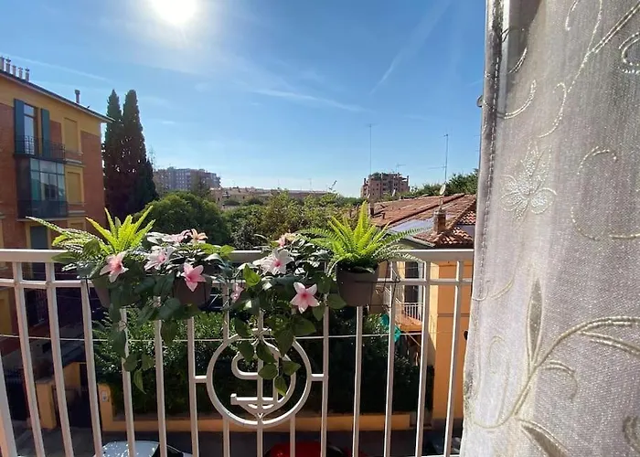 Comfy With Wi-fi/netflix Bologna